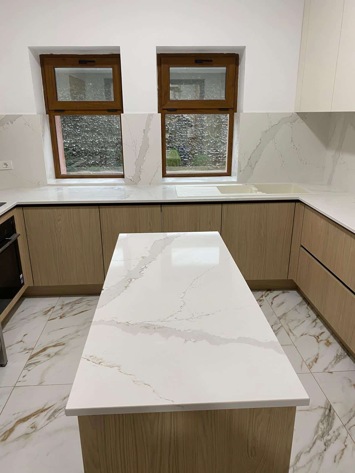 Blat Cuart Calacatta Volegno